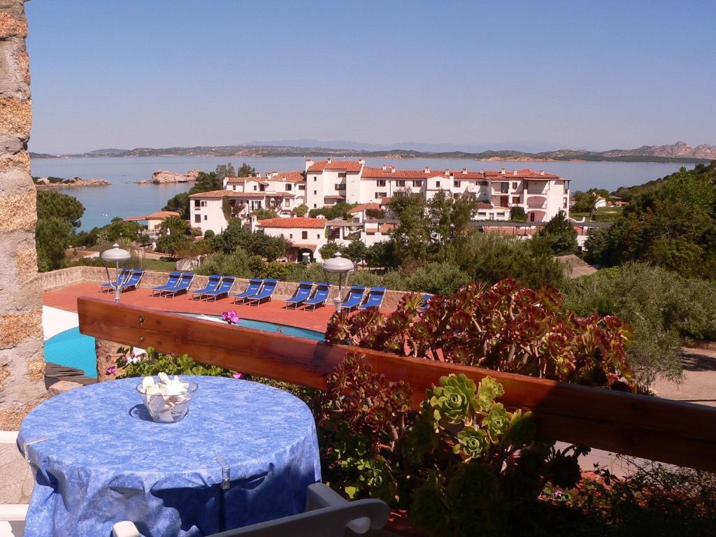 Hotel Olimpia Baja Sardinia Zimmer foto